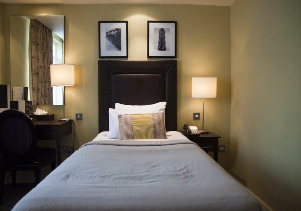 Manchester Airport Stanley Hotel, BW Signature Collection Handforth Ngoại thất bức ảnh